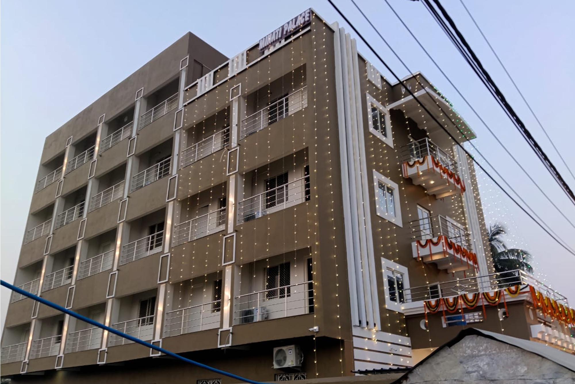 Hotel Minati Palace Puri exterior and interiors video background